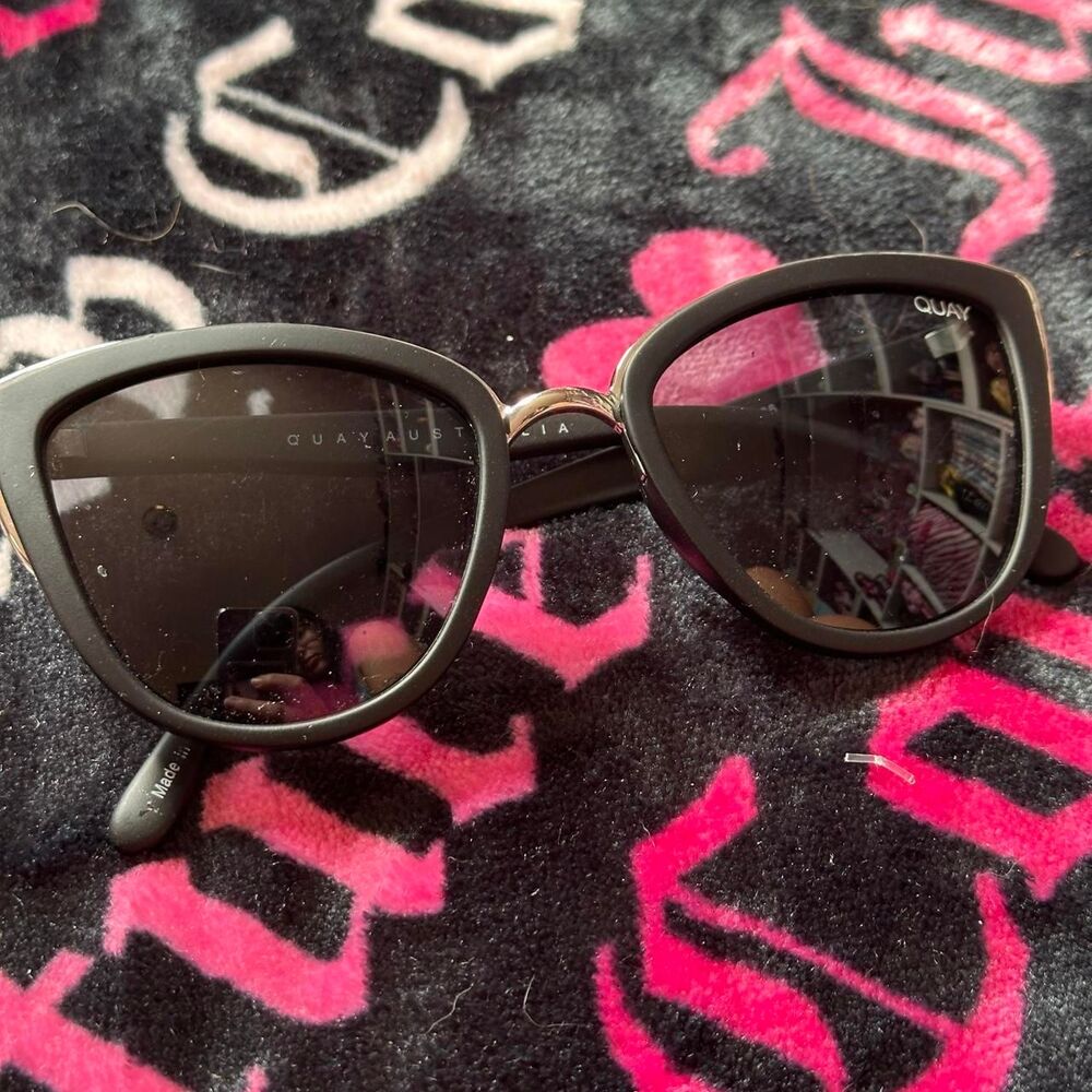 Quay-australia Women's Black and Grey Sunglasses